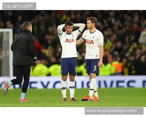 风水轮流转爱尔兰英雄帕洛特两周前戴帽昨日读秒失点令人唏嘘