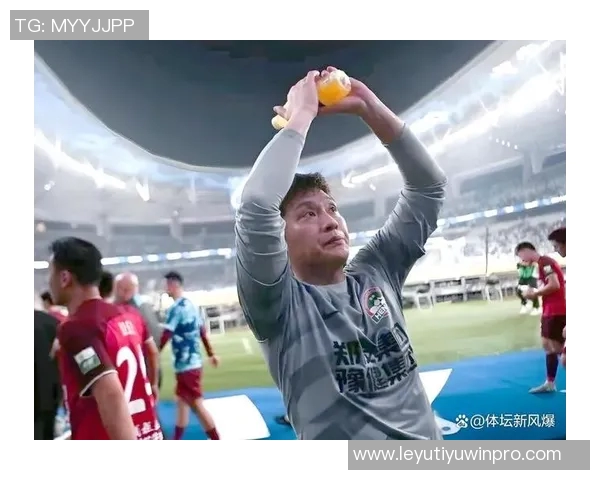 河南队足协杯决赛球衣曝光印有对阵信息与大象图腾设计引发热议 河南队足协杯决赛球衣曝光印有对阵信息与大象图腾设计引发热议