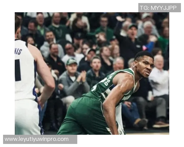 特纳称字母哥吸引防守能力强让他有时觉得自己出手次数过多 特纳称字母哥吸引防守能力强让他有时觉得自己出手次数过多